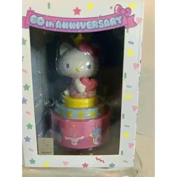 Hello kitty 60th anniversary cake figurine - Picture 1 of 8